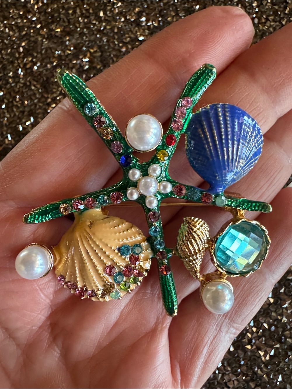 Seashell Crystal Brooch/Medallion Necklace, New, Designed by Aratta